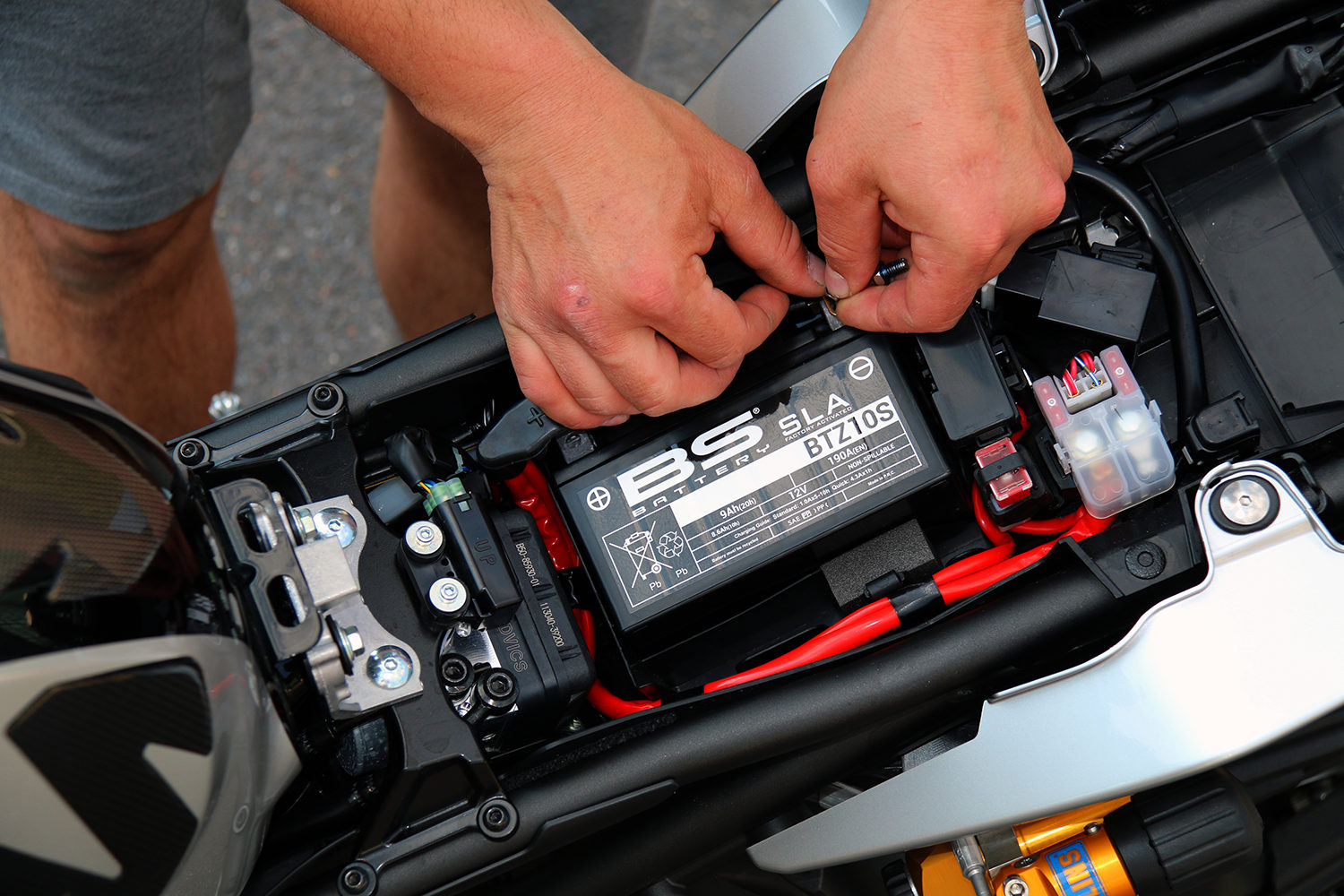 Changer Une Batterie Moto